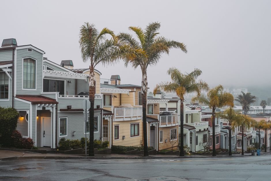 HOA garage door guidelines Thousand Oaks — Thousand Oaks CA